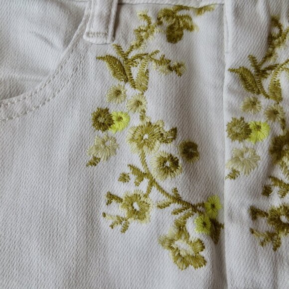 Pilcro Barrel Jeans Embroidered size 27 white and gold floral - Picture 4 of 9